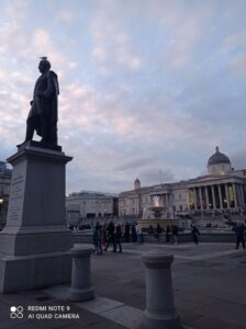 trafalgar square londres city trip