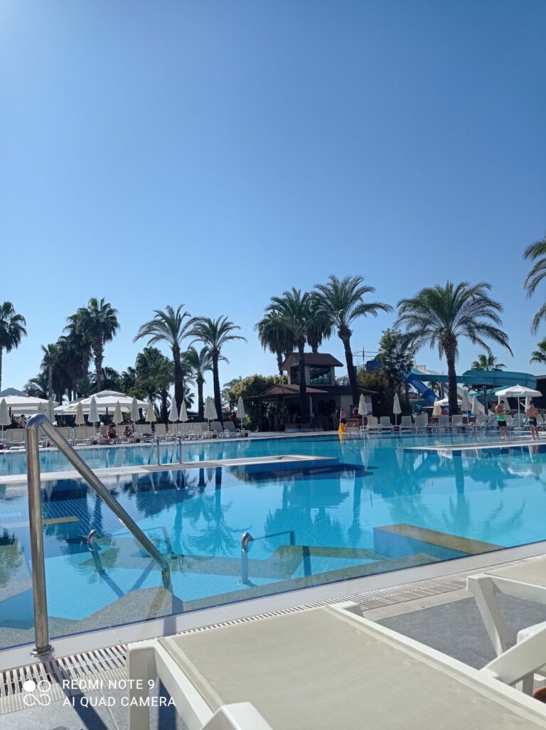 piscine de l'hotel antalya