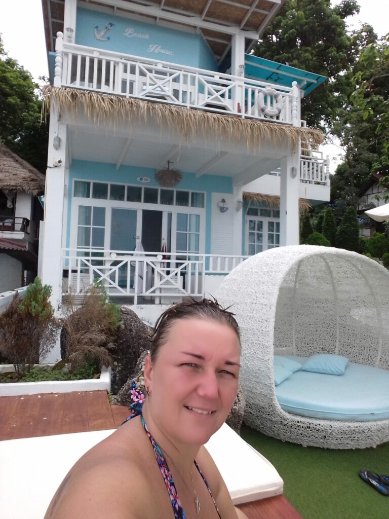 hotrel kho tao