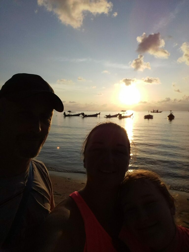 SUN SET KOHN TAO